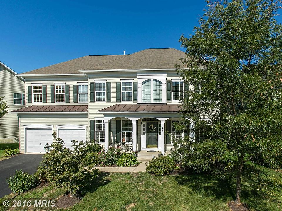 1st image of 9572 Laurencekirk Pl