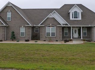 147 Meadowland Dr, Manchester, TN 37355