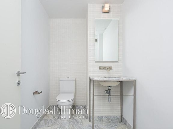 5th image of 322 W 57th St #53QQ1