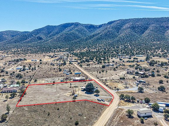 3rd image of 27 Mimbres Yucca Dr