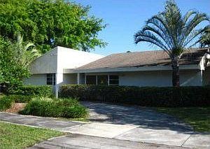 2nd image of 10401 SW 136th St