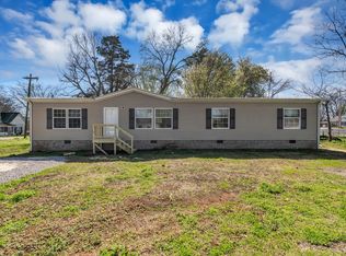 201 England St W, Cowan, TN 37318