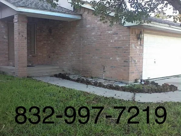 959 Leadenhall Cir, Channelview, TX 77530