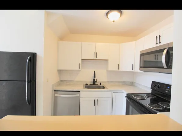 1336 Bradley Dr, Harrisonburg, VA 22801
