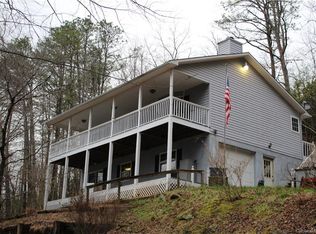 450 Vanhook Rd, Franklin, NC 28734