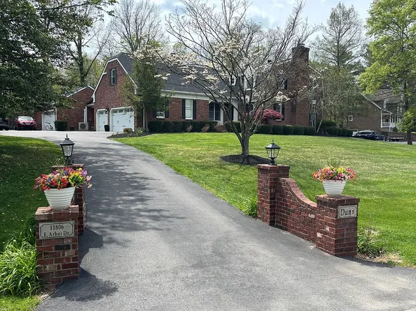 11806 E Arbor Dr, Anchorage, KY 40223
