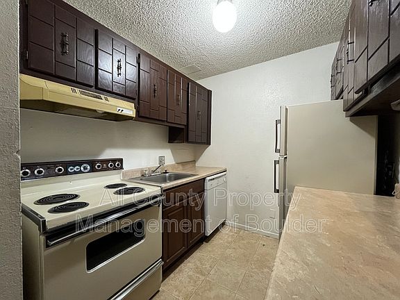 3rd image of 3030 Oneal Pkwy #33R
