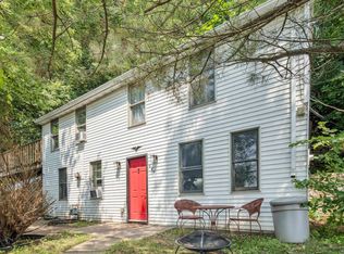 645 Butternut St, East Dubuque, IL 61025