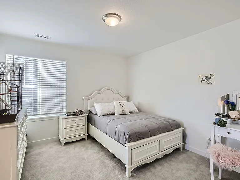 12885 Bay St — Photo 25