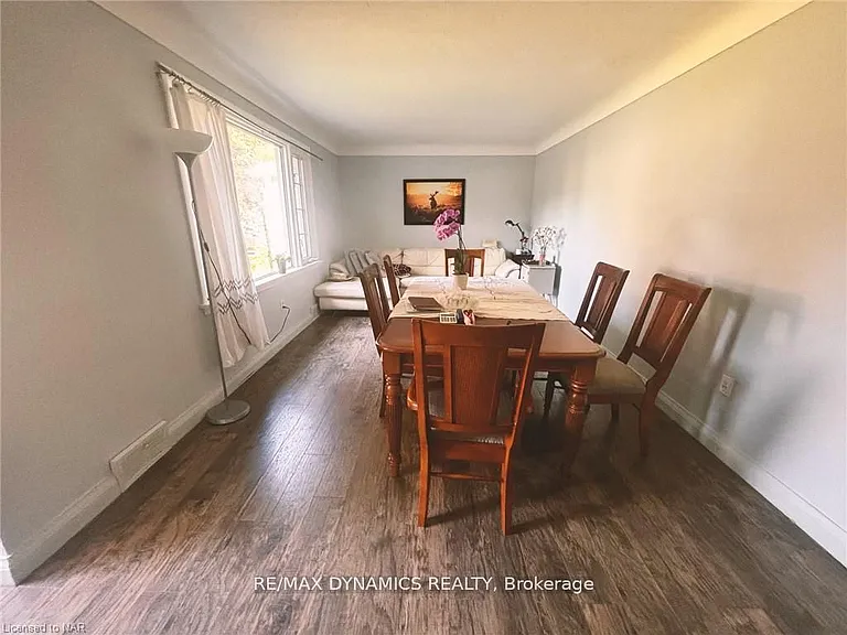 26 Beamer Ave — Photo 3