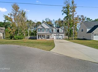 304 Burberry Ct, Jacksonville, NC 28546