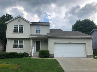 15069 Bedford Ave, Omaha, NE 68116