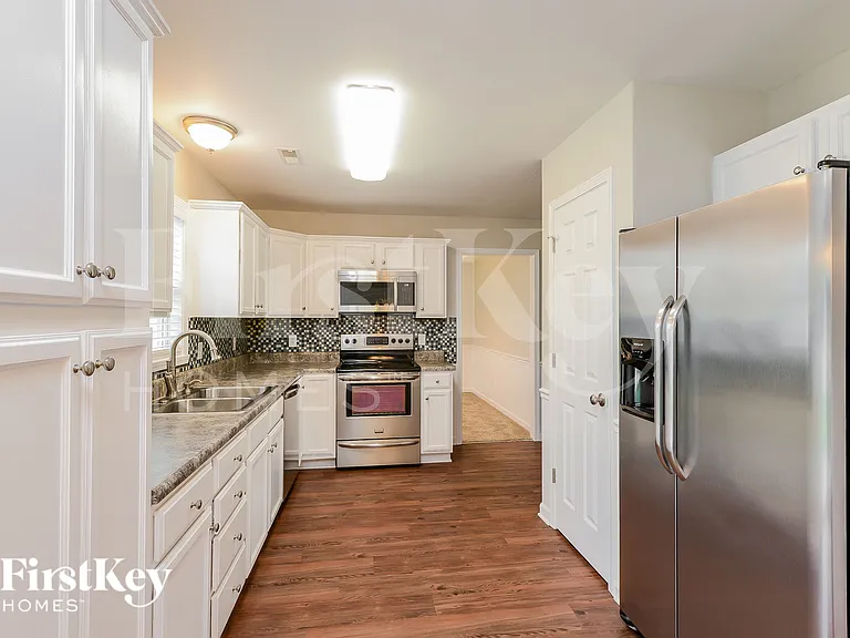 5121 Brahman Trl — Photo 6