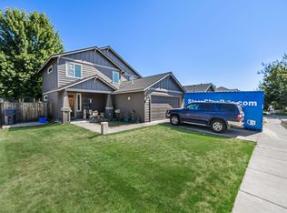 3060 NE Yellow Ribbon Dr, Bend, OR 97701