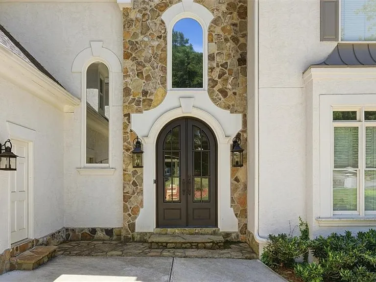 1247 Manor Oaks Ct — Photo 5