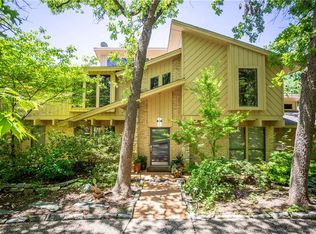 1300 Riverview Dr, Arlington, TX 76012