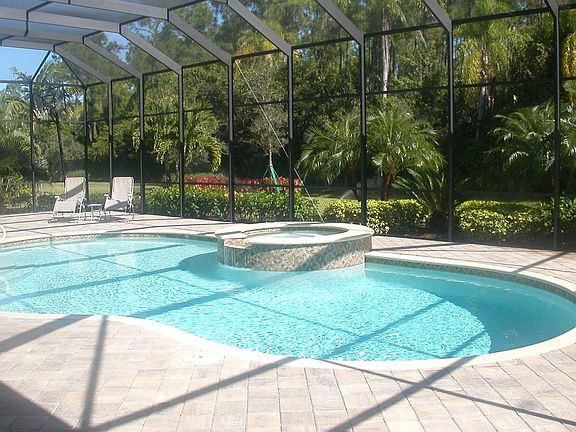 4th image of 5820 Bromelia Ct