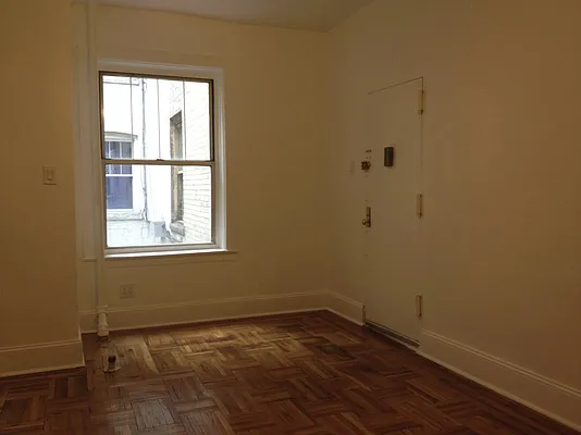 Rented by Bohemia Realty Group | media 16