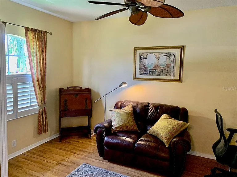 2775 Royal Palm Dr — Photo 10