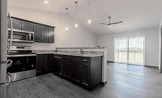 1330 E Minnesota St #307 — Photo 9
