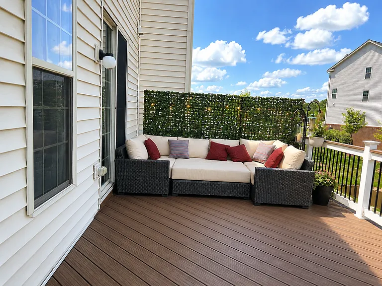23745 Hopewell Manor Ter — Photo 30