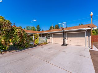 1715 Parnell Dr, Eugene, OR 97404