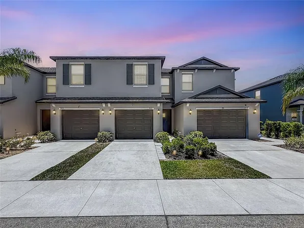 841 Royal Empress Dr, Ruskin, FL 33570