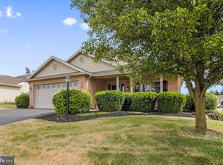 257 Lantern Ln #64, Chambersburg, PA 17201