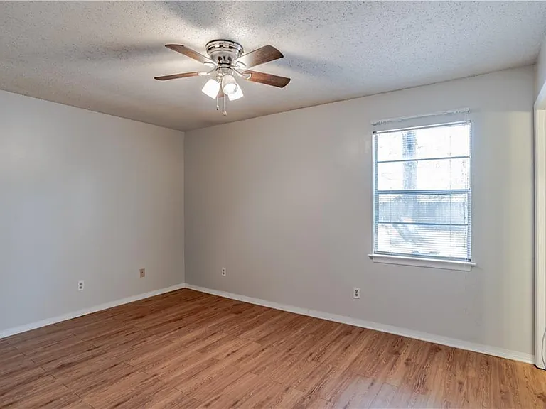 6075 Quail Run S — Photo 8