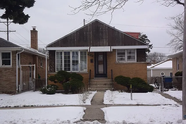 3545 Dora St photo 1