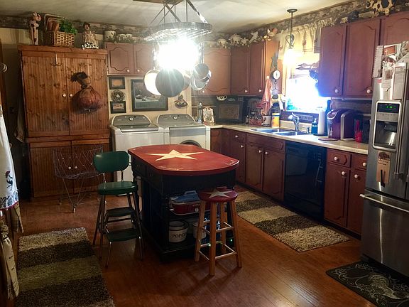 2nd image of 274 Magnolia Dr