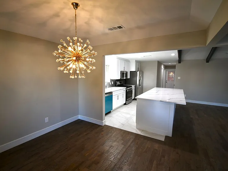 2705 Twinpost Ct — Photo 9