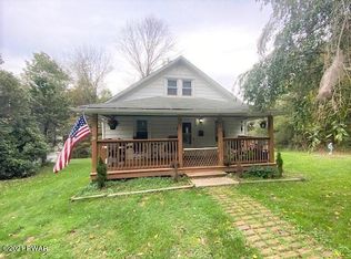 169 Sunrise Ave, Honesdale, PA 18431