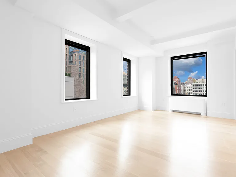 201 W 77th St #16E — Photo 1