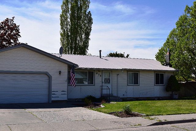 1st image of 975 N Yellowpine Dr