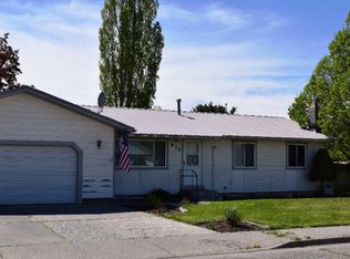 975 N Yellowpine Dr, Idaho Falls, ID 83401