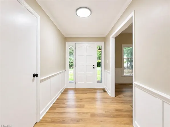 3614 Kingston Rd, Winston Salem, NC 27106