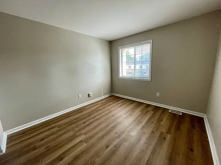 40 Terrace Ct — Photo 19