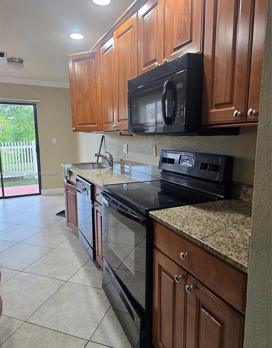 Coral Springs Village Gre — Photo 3