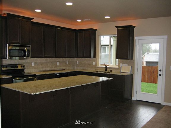 4th image of 1759 Eagle Nest Place SE #4