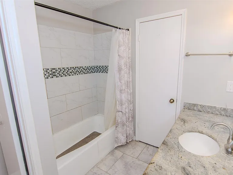 116 White Cedar St — Photo 11