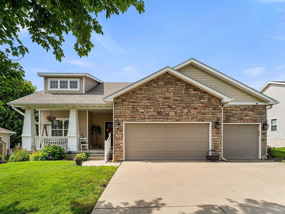 1st image of 353 Georgetown Pl