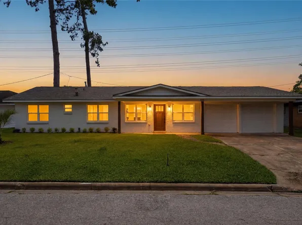 1041 Gardendale Dr, Houston, TX 77018