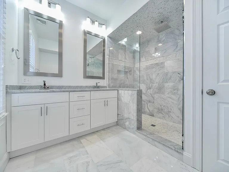 349 Meridian St #2 — Photo 14