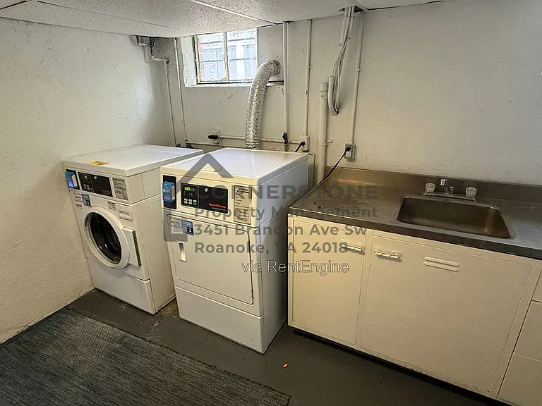 353 Highland Ave SW #3 — Photo 14