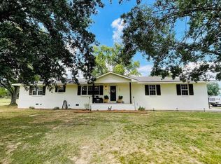 163 Matlock Ln, Muscle Shoals, AL 35661
