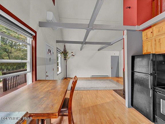 5th image of 100 Clearbrook Dr