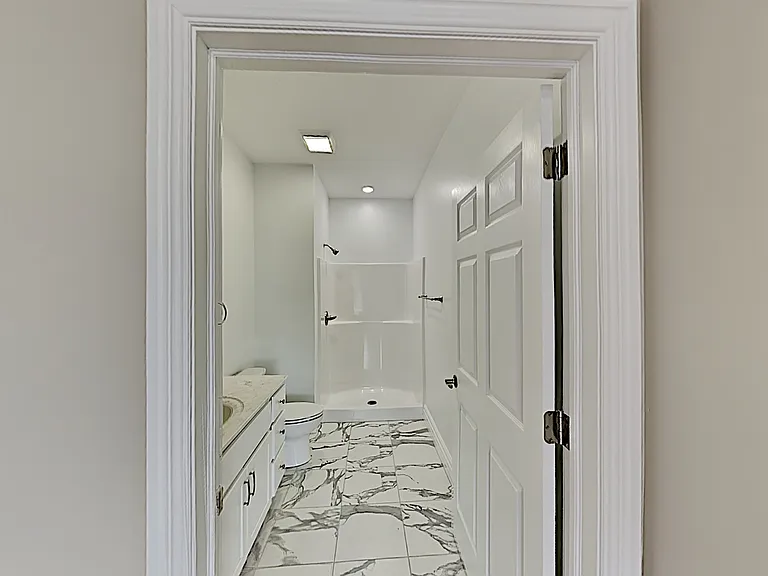 105 E Center St #1 — Photo 3