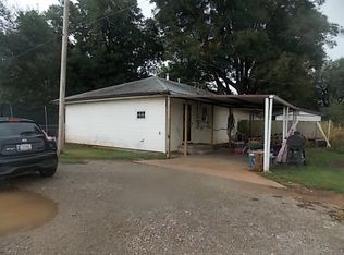 606 W Choctaw St, Lindsay, OK 73052