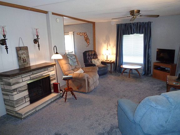 3rd image of 522 Ponkan St